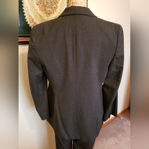Lauren Ralph Lauren Women's Charcoal Grey 8P Suit - Picture 3 of 8
